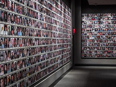 911メモリアル・ミュージアム 犠牲者の写真