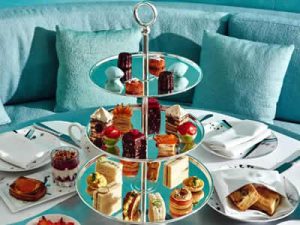 ティファニーブルーボックスカフェを予約します