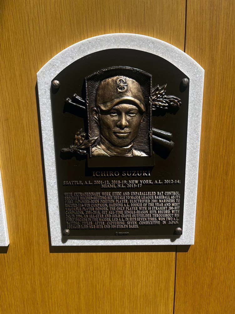 イチロー選手 野球殿堂入りおめでとうございます クーパーズタウン