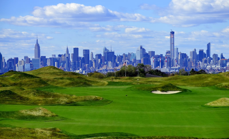 Bally's Golf Links at Ferry Point 名門コース・ゴルフ・ツアー