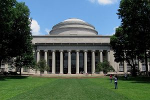 マサチューセッツ工科大学